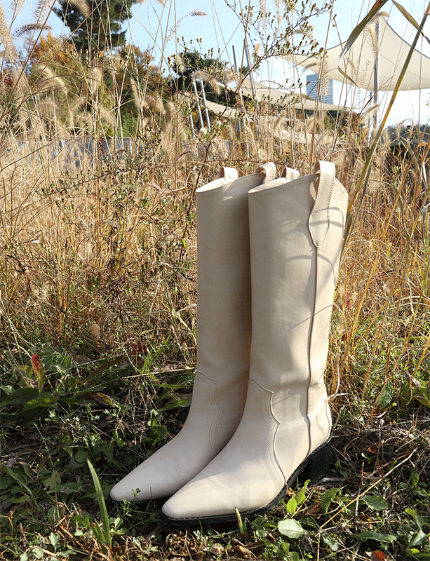 simple western long boots (ivory)