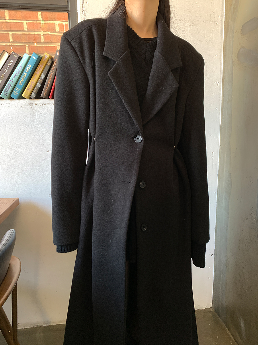 Black snap long coat